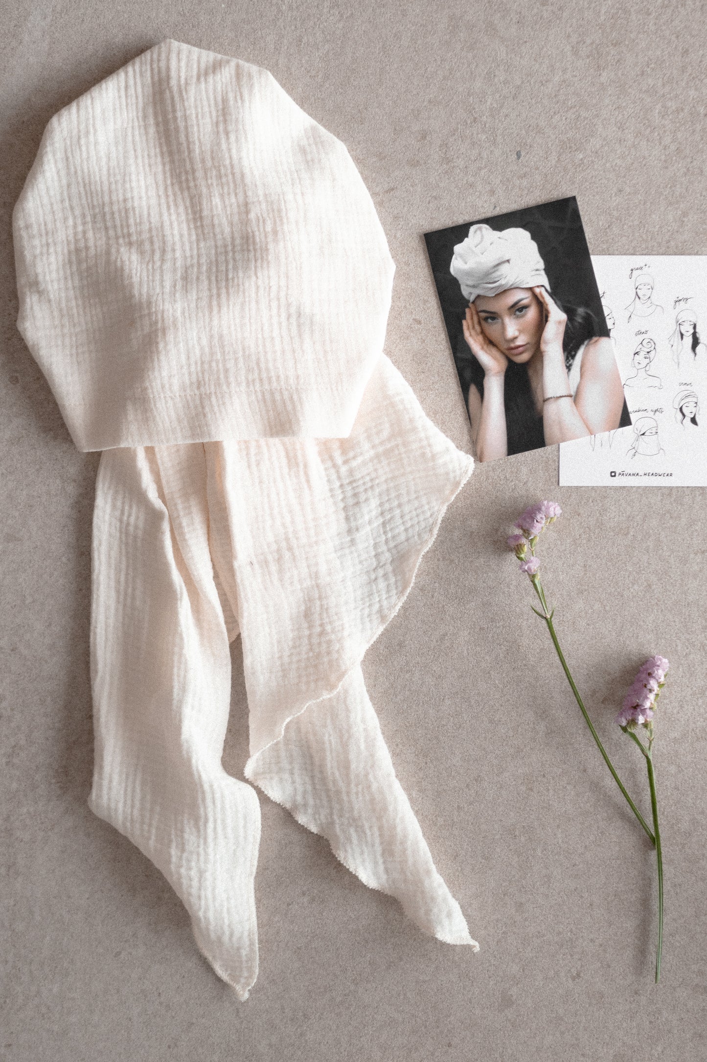 PAVANA headwear White