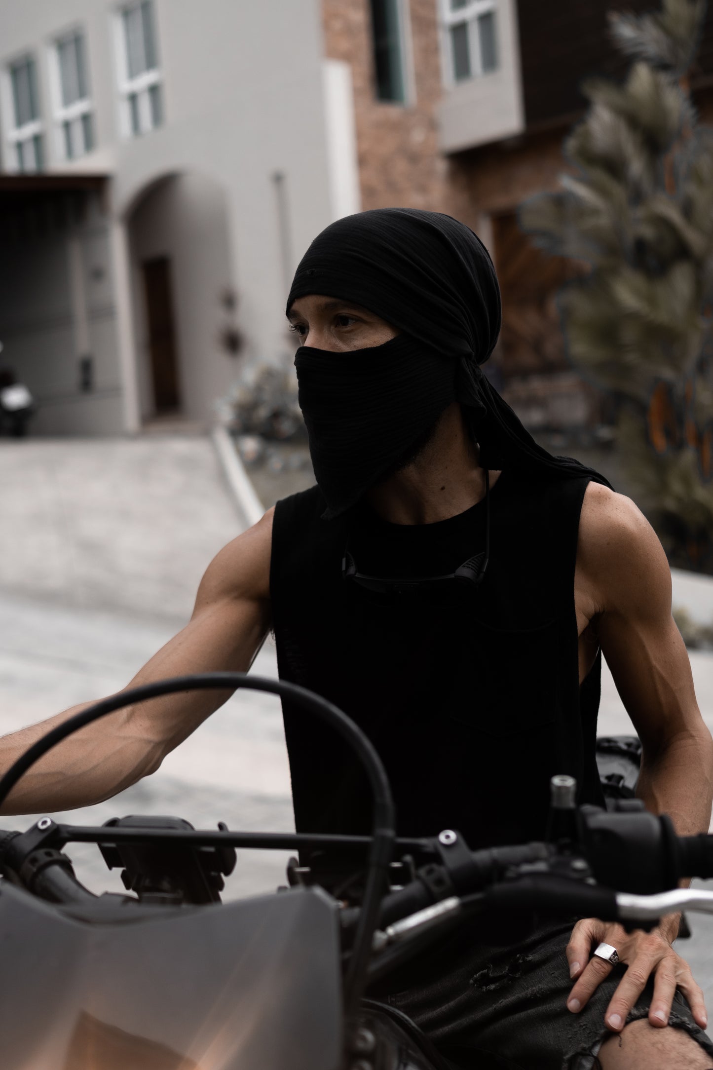 PAVANA headwear Black